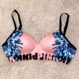 PINK Sportsbra